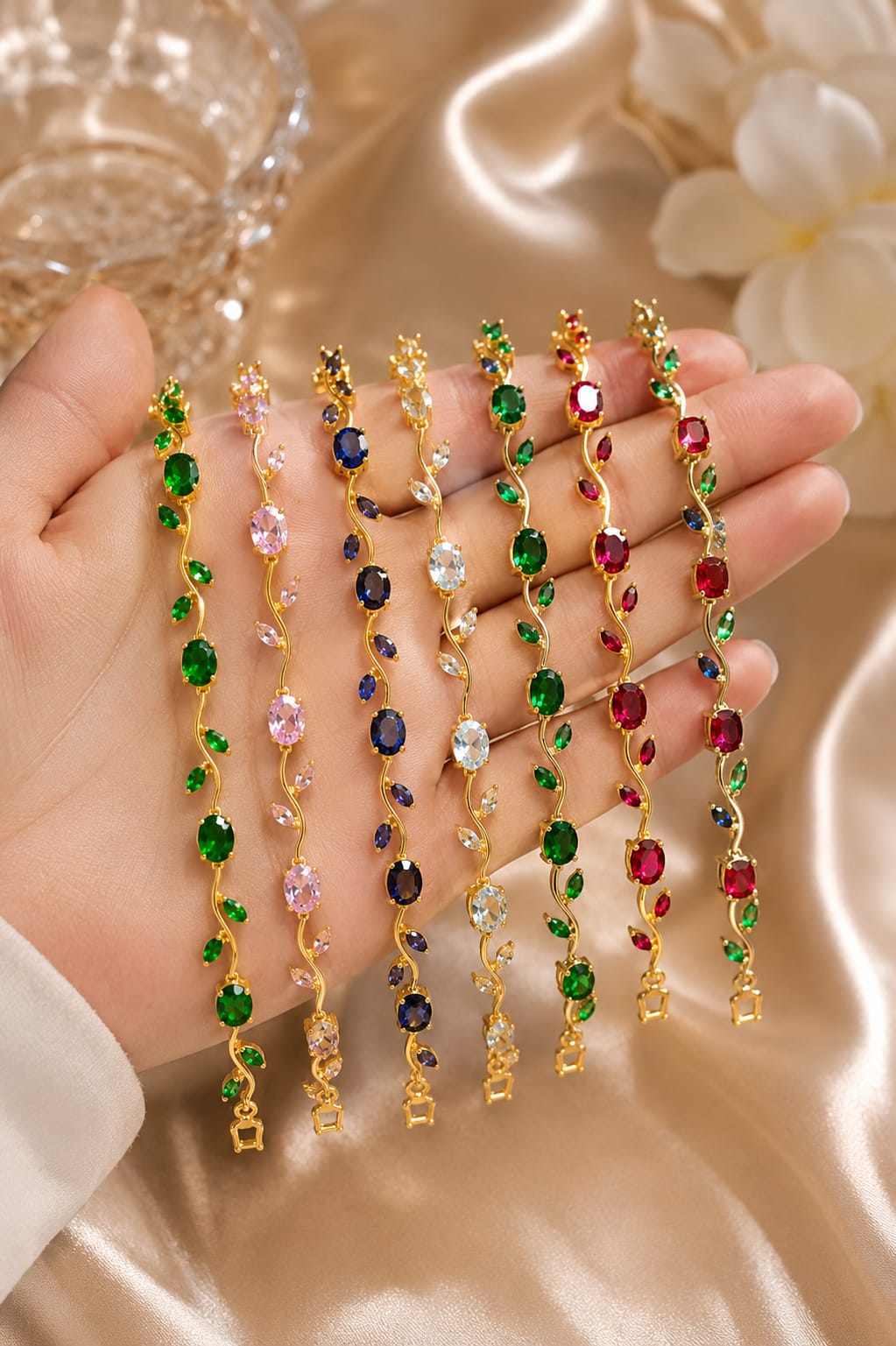 Buy 1 Get 1% Elegant Gold Plated Tulip Bracelet For Girls and Womens